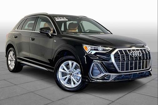 2024 Audi Q3 Premium 45 TFSI S line quattro Tiptronic