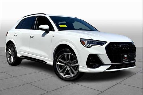 2025 Audi Q3 Premium 45 TFSI S line quattro Tiptronic