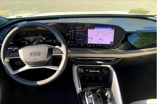 2025 Audi Q5 Premium