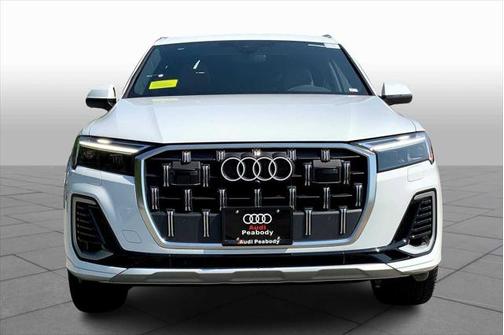2025 Audi Q7 55 Premium Plus