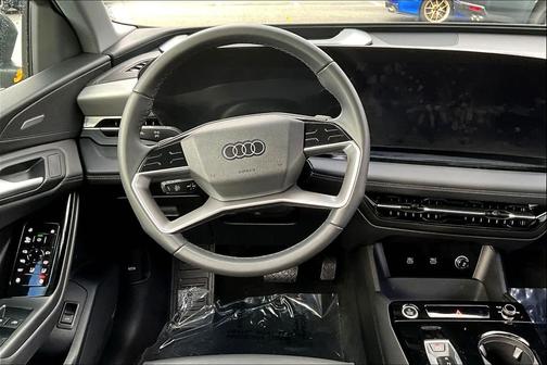 2025 Audi Q6 e-tron Premium Plus quattro