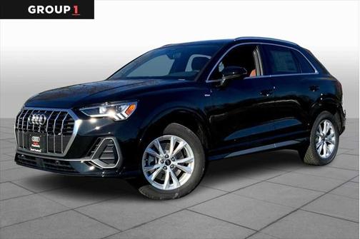 2025 Audi Q3 Premium 45 TFSI S line quattro Tiptronic