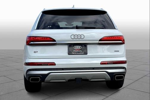 2025 Audi Q7 55 Premium Plus