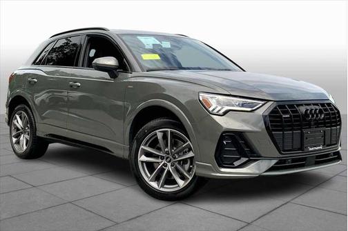 2025 Audi Q3 Premium 45 TFSI S line quattro Tiptronic
