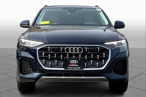2025 Audi Q8 55 Premium Plus