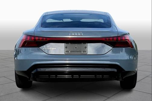 2022 Audi e-tron GT Prestige