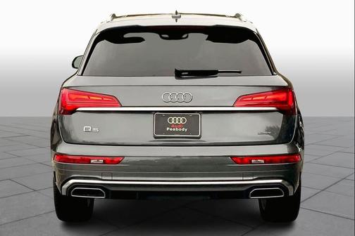 2023 Audi Q5 45 S line Premium Plus