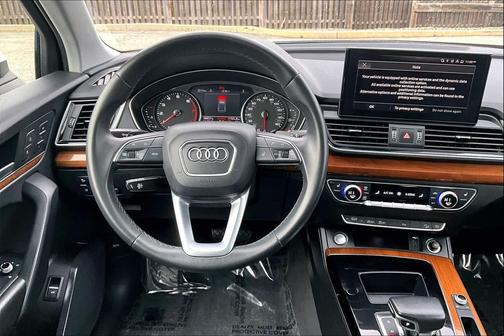 2022 Audi Q5 45 S line Premium