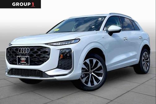 Glacier White Metallic 2026 Audi Q3 TFSI quattro S tronic