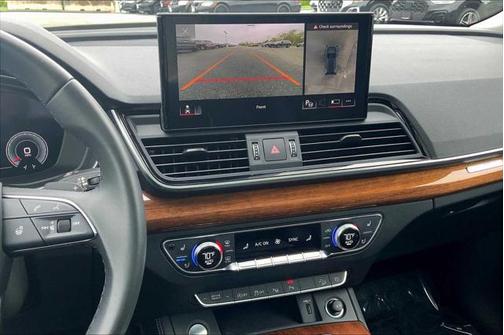 2022 Audi Q5 45 S line Prestige