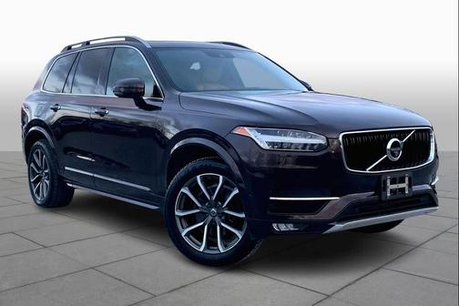 2018 Volvo XC90 T6 Momentum