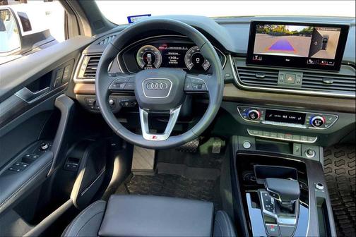 2024 Audi Q5 55 S line Prestige