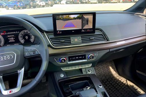 2024 Audi Q5 55 S line Prestige