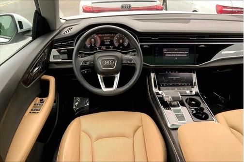 2025 Audi Q8 55 Premium Plus