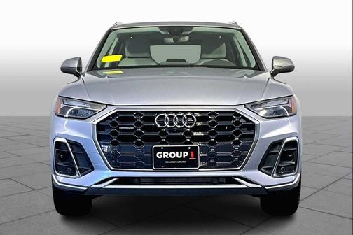 2022 Audi Q5 45 S line Premium Plus