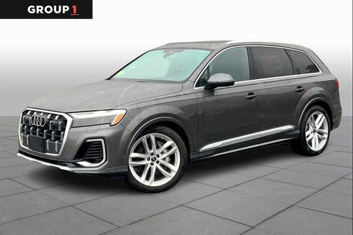 2025 Audi Q7 55 Premium Plus