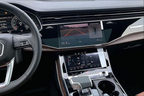 2026 Audi Q7 55 Premium Plus