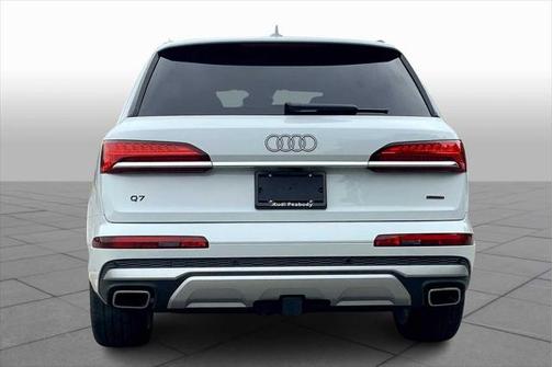 2025 Audi Q7 55 Premium Plus