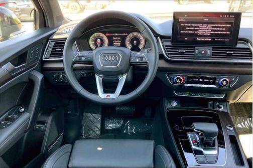 2024 Audi Q5 55 S line Prestige