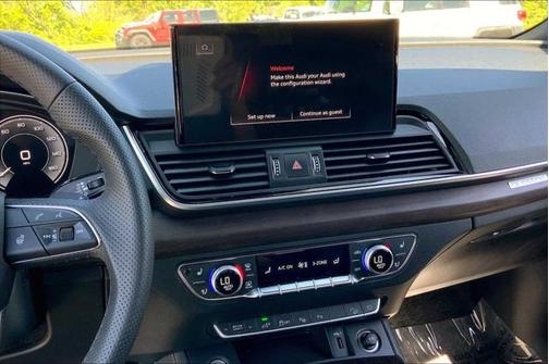 2024 Audi Q5 55 S line Prestige
