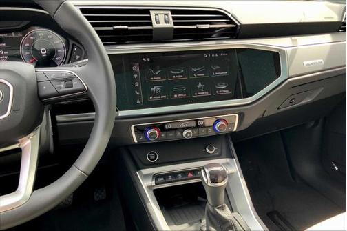 2025 Audi Q3 45 S line Premium Plus