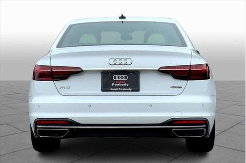 2022 Audi A4 45 S line Premium