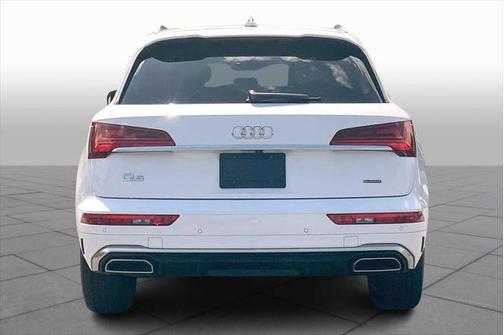 2023 Audi Q5 45 S line Premium