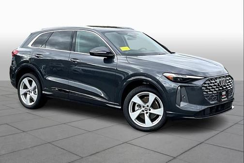 2025 Audi Q5 Premium Plus