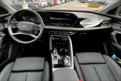 2025 Audi Q5 Premium Plus