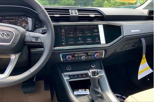 2025 Audi Q3 45 S line Premium Plus