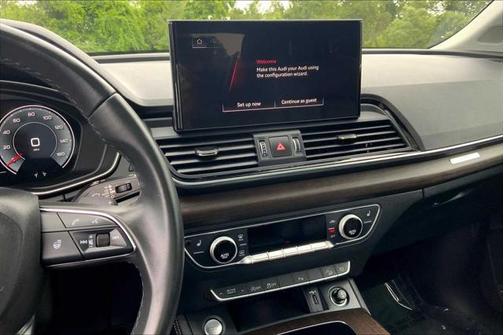 2023 Audi Q5 45 S line Premium Plus