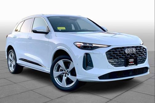 2025 Audi Q5 Premium Plus