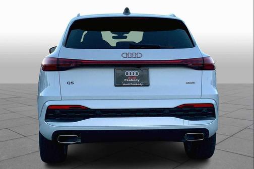 2025 Audi Q5 Premium Plus