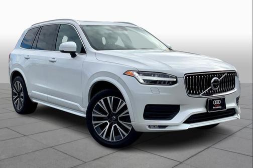 2020 Volvo XC90 T6 Momentum