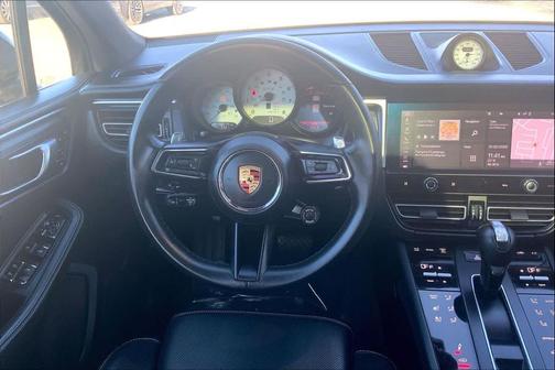 2022 Porsche Macan GTS