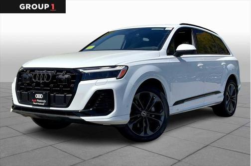 2025 Audi Q7 55 Premium Plus