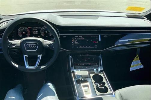 2025 Audi Q7 55 Premium Plus