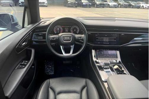 2025 Audi Q7 45 Premium Plus