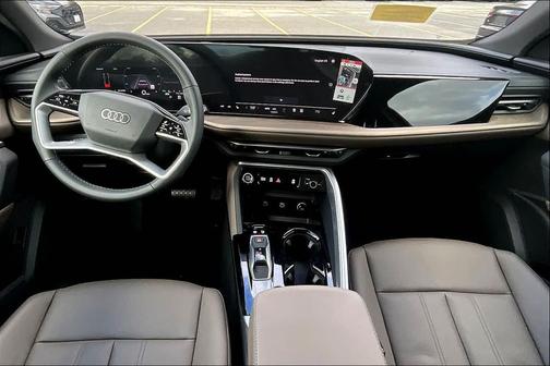 2025 Audi Q5 Premium