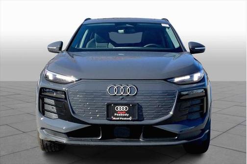 2025 Audi Q6 e-tron Premium Plus quattro