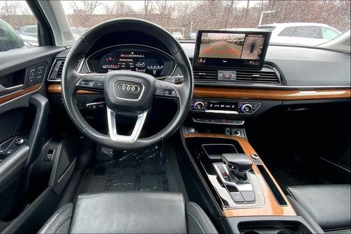 2023 Audi Q5 45 S line Premium Plus