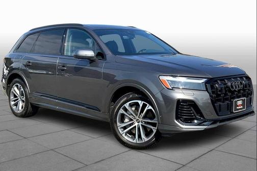 2025 Audi Q7 45 Premium Plus