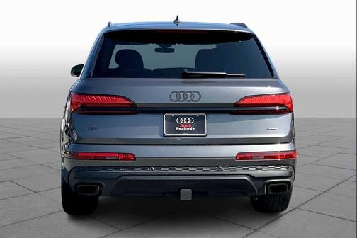 2025 Audi Q7 45 Premium Plus