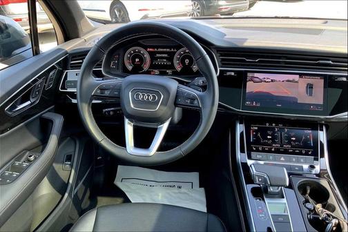 2025 Audi Q7 45 Premium Plus