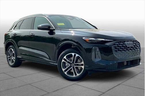 2025 Audi Q5 Premium