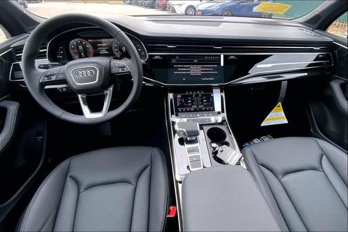 2026 Audi Q7 45 Premium Plus