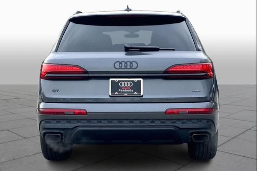 2026 Audi Q7 45 Premium Plus