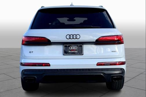 2025 Audi Q7 45 Premium