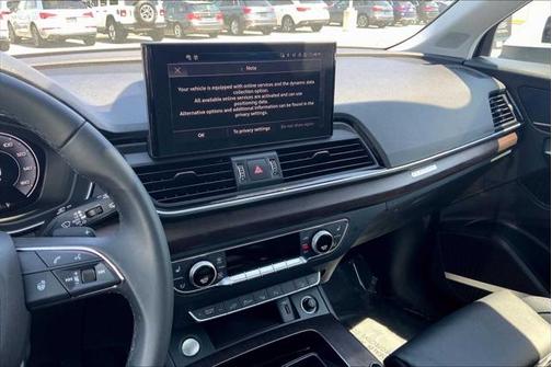 2024 Audi Q5 55 S line Prestige