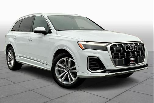 2025 Audi Q7 55 Premium Plus